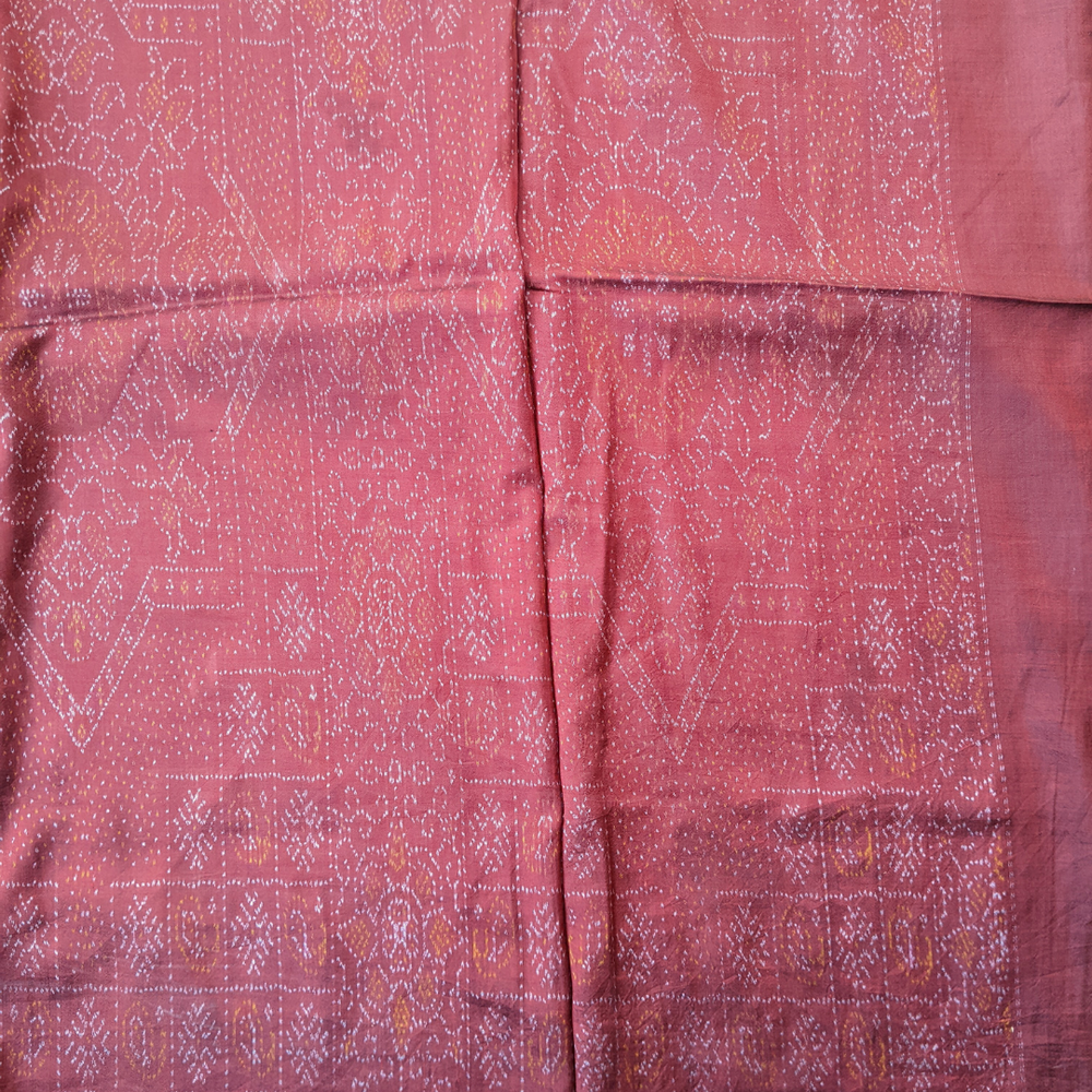 
                      
                        Vintage Silk Sari 098
                      
                    