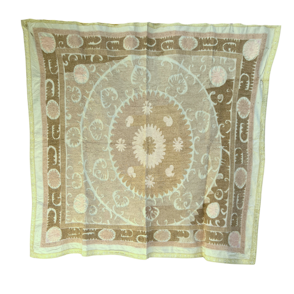 Medium Suzani 069
