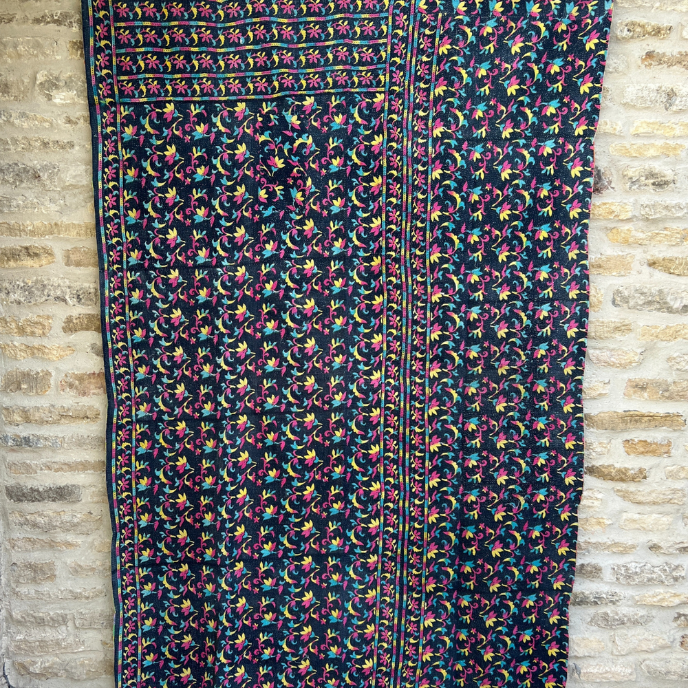 
                      
                        Lightweight Kantha Quilt No. 773
                      
                    