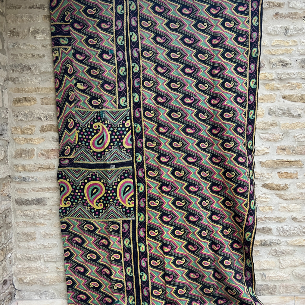 
                      
                        Midweight Kantha Quilt No. 719
                      
                    
