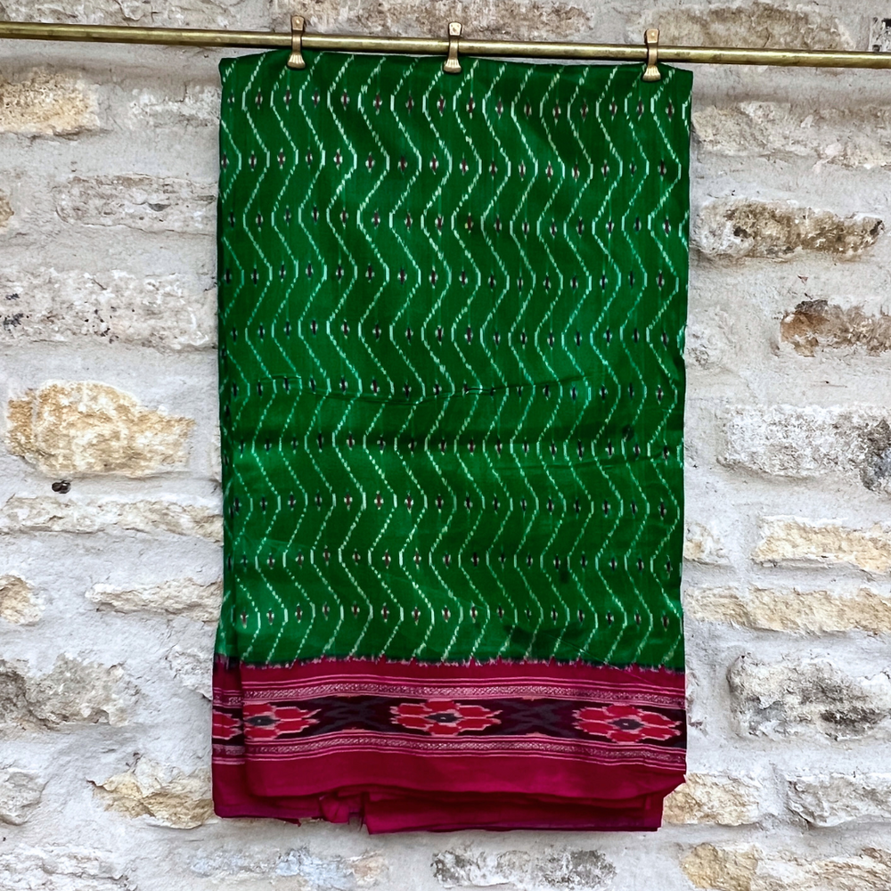 
                      
                        Vintage Silk Sari 104
                      
                    