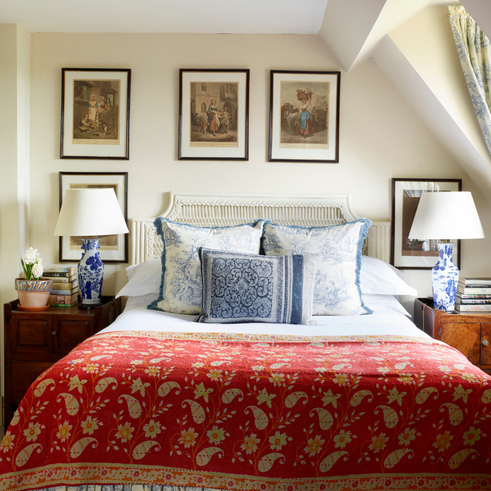 
                      
                        Lightweight Kantha Quilt No. 677
                      
                    