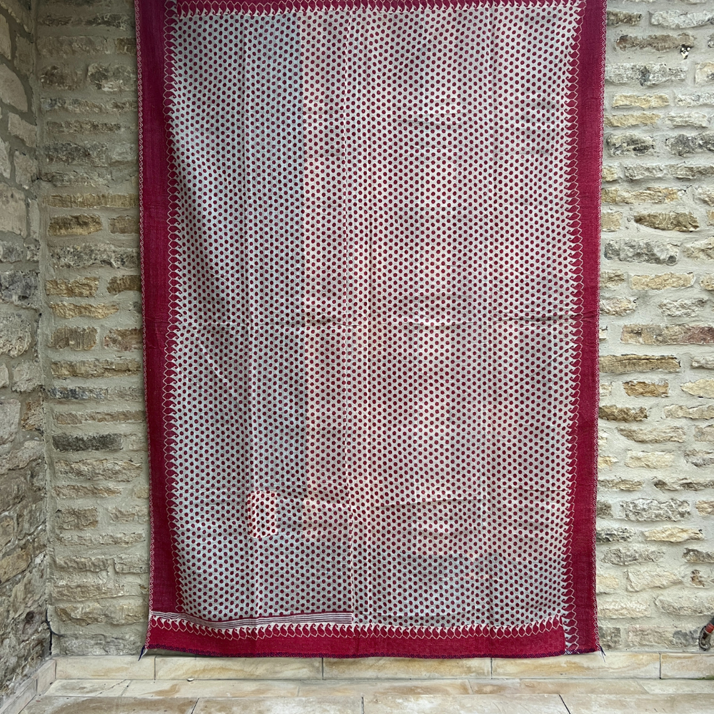 
                      
                        Lightweight Kantha Quilt No. 708
                      
                    